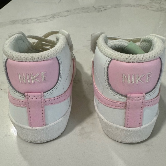 Nike Blazer Mid ‘77 baby/toddler shoes - Picture 3 of 7